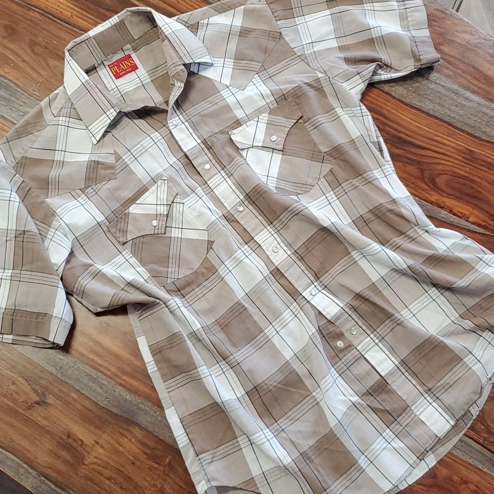 Ely Plains Snap Button Down